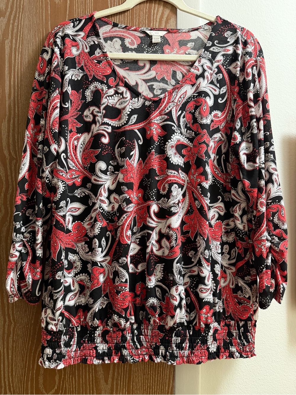 Paisley V-Neck Blouse in Black and Red. 14/16W